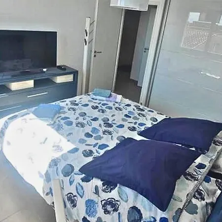 Rooftop 360 - Jacuzzi - Parking - Clim - Wifi * Mauguio